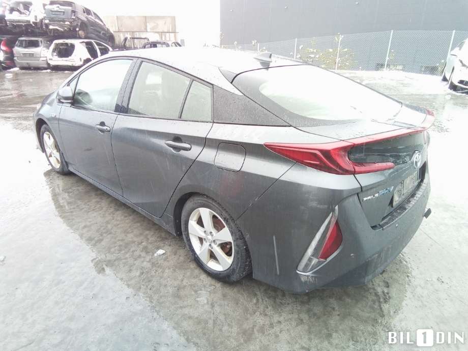 Toyota Prius 2016-2023 (Type IV) (combi) (combi), Motorkode: 2ZR-FXE, Girkassekode: 