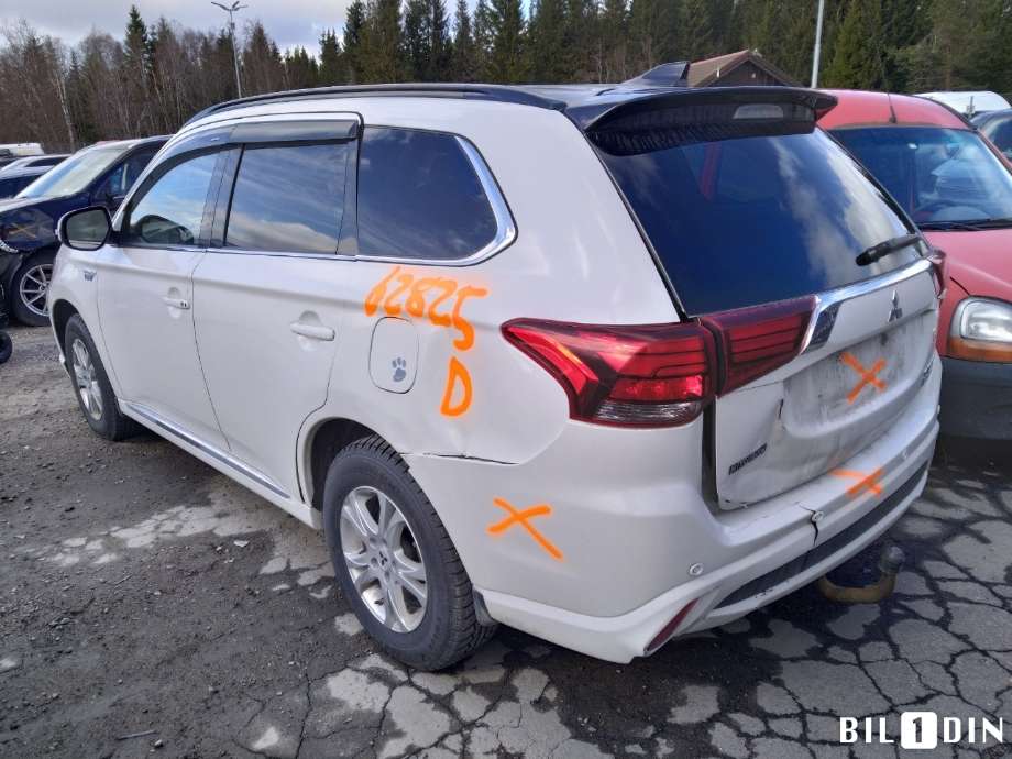 Mitsubishi Outlander 2015-->> (Type III, Fase 2) , Motorkode: 4B11, Girkassekode: 