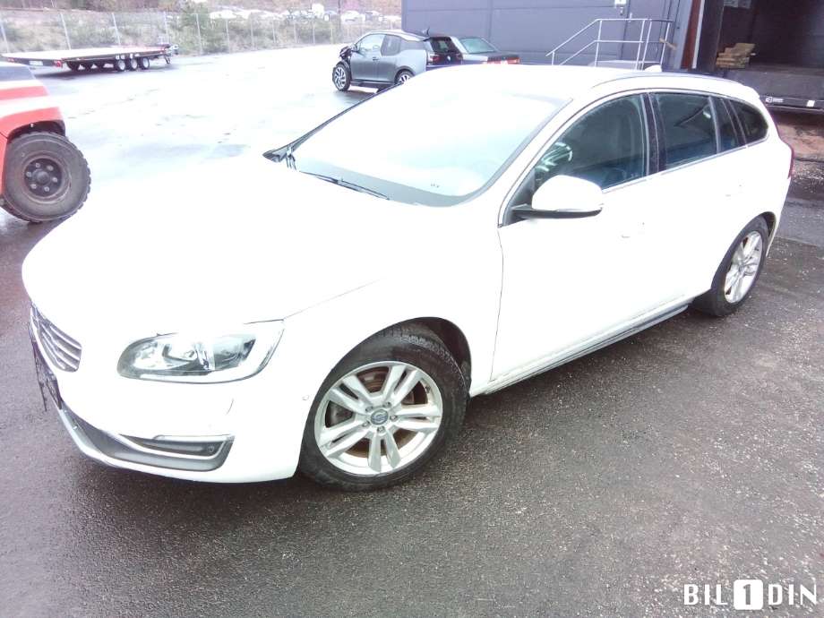 Volvo V60/V60 CC 2013-2018 (Type I, Fase 2) , Motorkode: D4204T5, Girkassekode: 