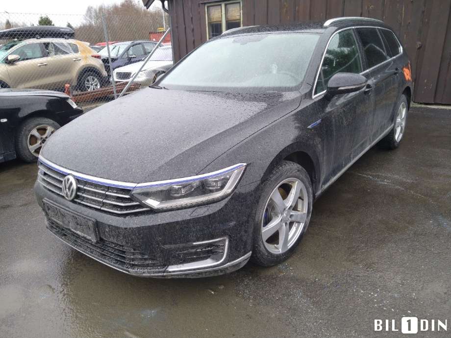 VW Passat 2015-2019 (Fase 1) (B8) (B8), Motorkode: CUKC, Girkassekode: 