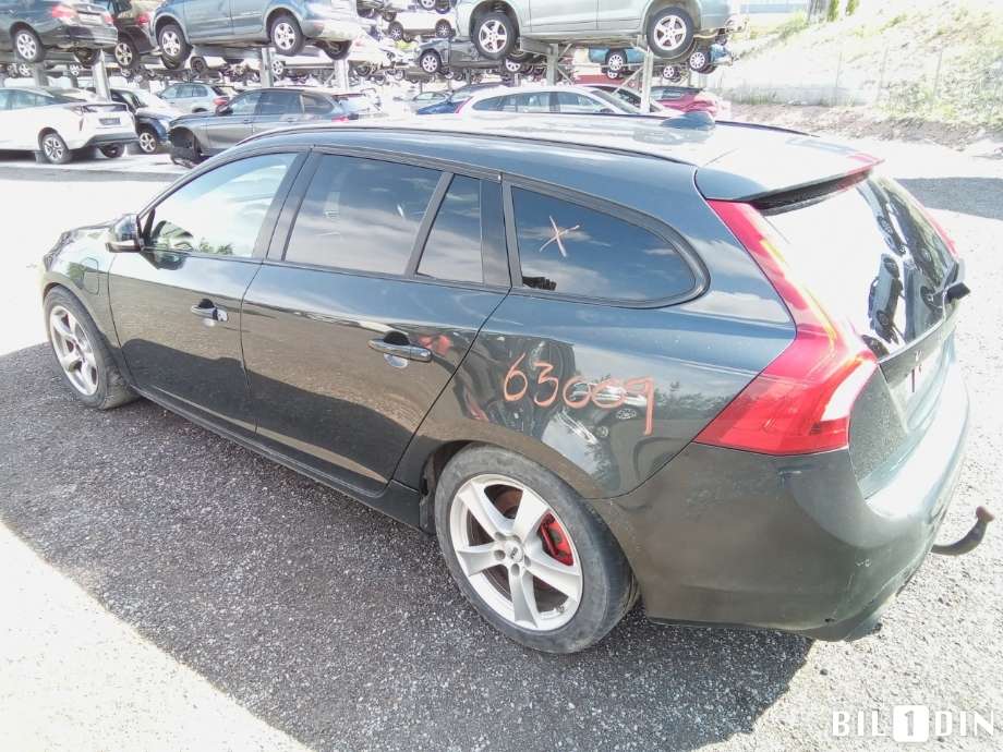 Volvo V60/V60 CC 2013-2018 (Type I, Fase 2) , Motorkode: D5244T15, Girkassekode: