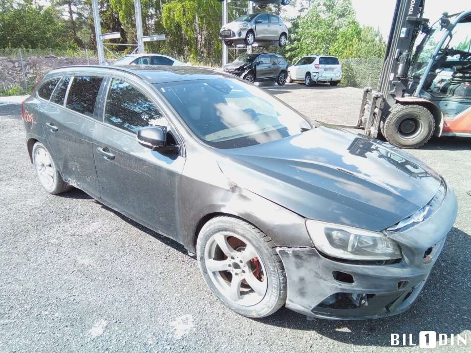 Volvo V60/V60 CC 2013-2018 (Type I, Fase 2) , Motorkode: D5244T15, Girkassekode: