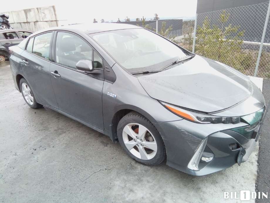 Toyota Prius 2016-2023 (Type IV) (combi) (combi), Motorkode: 2ZR-FXE, Girkassekode: 