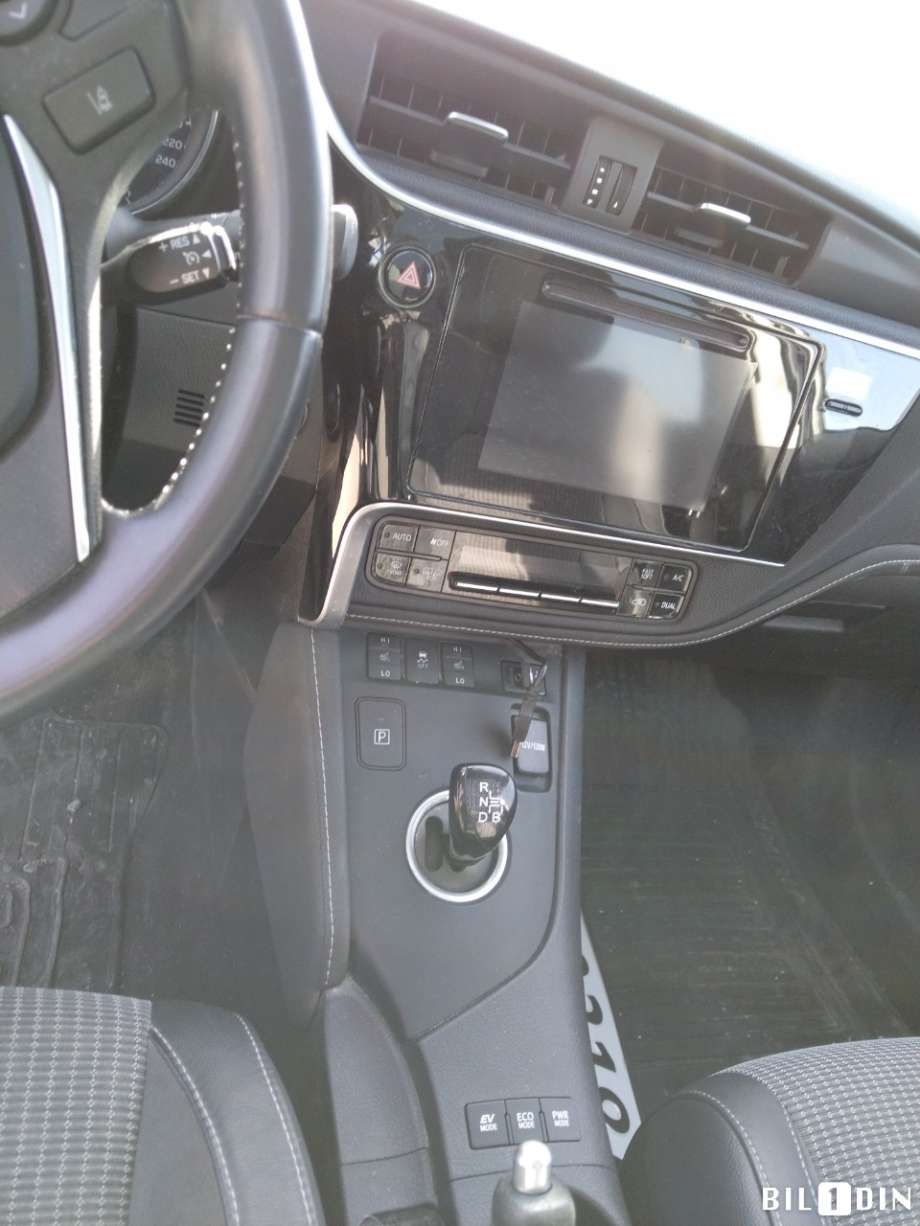 Toyota Auris 2015-2019 (Type II, Fase 2) , Motorkode: 2ZR-FXE, Girkassekode: 