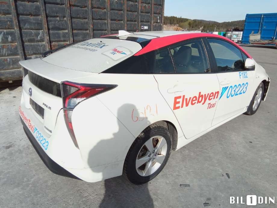 Toyota Prius 2016-2023 (Type IV) (combi) (combi), Motorkode: 2ZR-FXE, Girkassekode:
