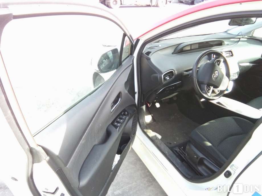 Toyota Prius 2016-2023 (Type IV) (combi) (combi), Motorkode: 2ZR-FXE, Girkassekode: