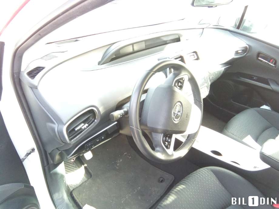Toyota Prius 2016-2023 (Type IV) (combi) (combi), Motorkode: 2ZR-FXE, Girkassekode: