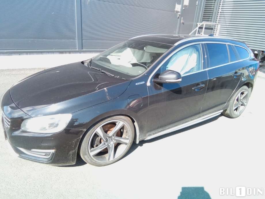 Volvo V60/V60 CC 2013-2018 (Type I, Fase 2) , Motorkode: D5244T15, Girkassekode: 