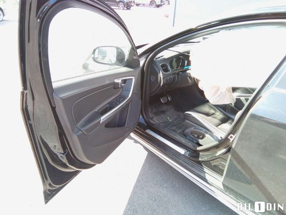 Volvo V60/V60 CC 2013-2018 (Type I, Fase 2) , Motorkode: D5244T15, Girkassekode: 