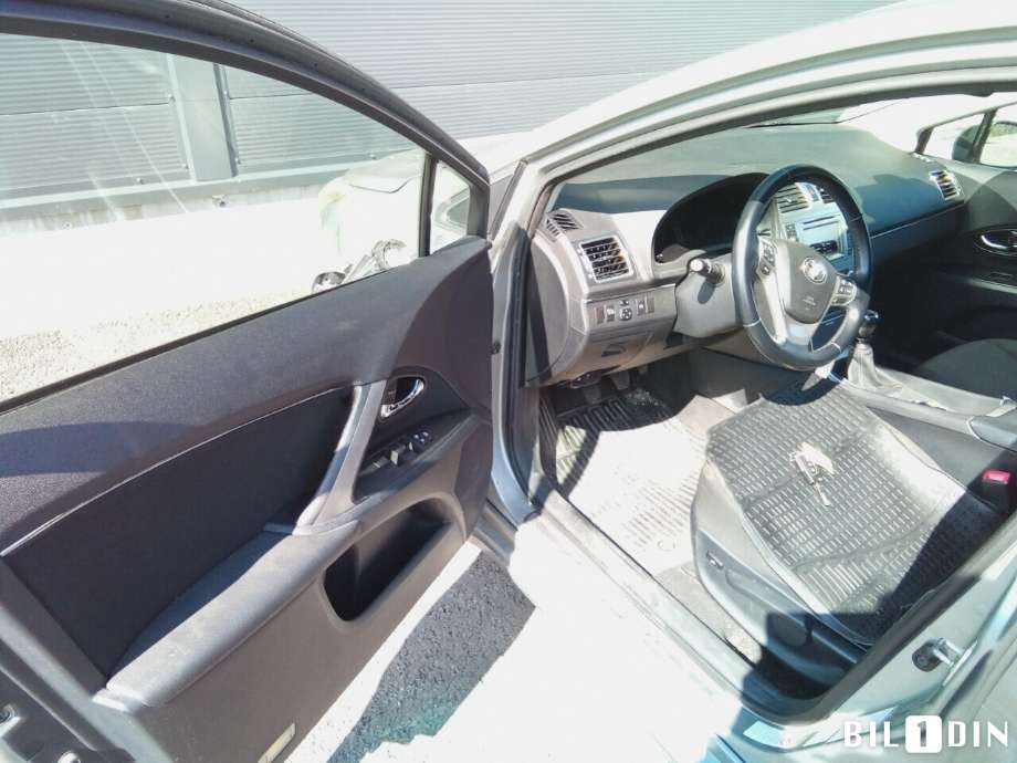 Toyota Avensis 2009-2015 (Type III, Fase 1) , Motorkode: 2ZR-FAE, Girkassekode: 