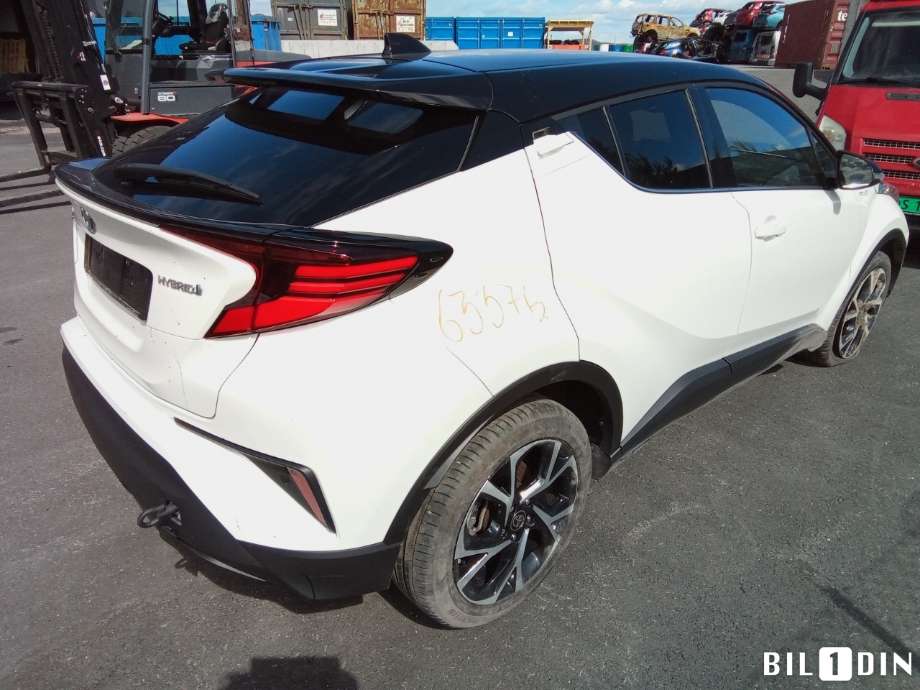 Toyota C-HR 2016-->> , Motorkode: 2ZR-FXE, Girkassekode: 
