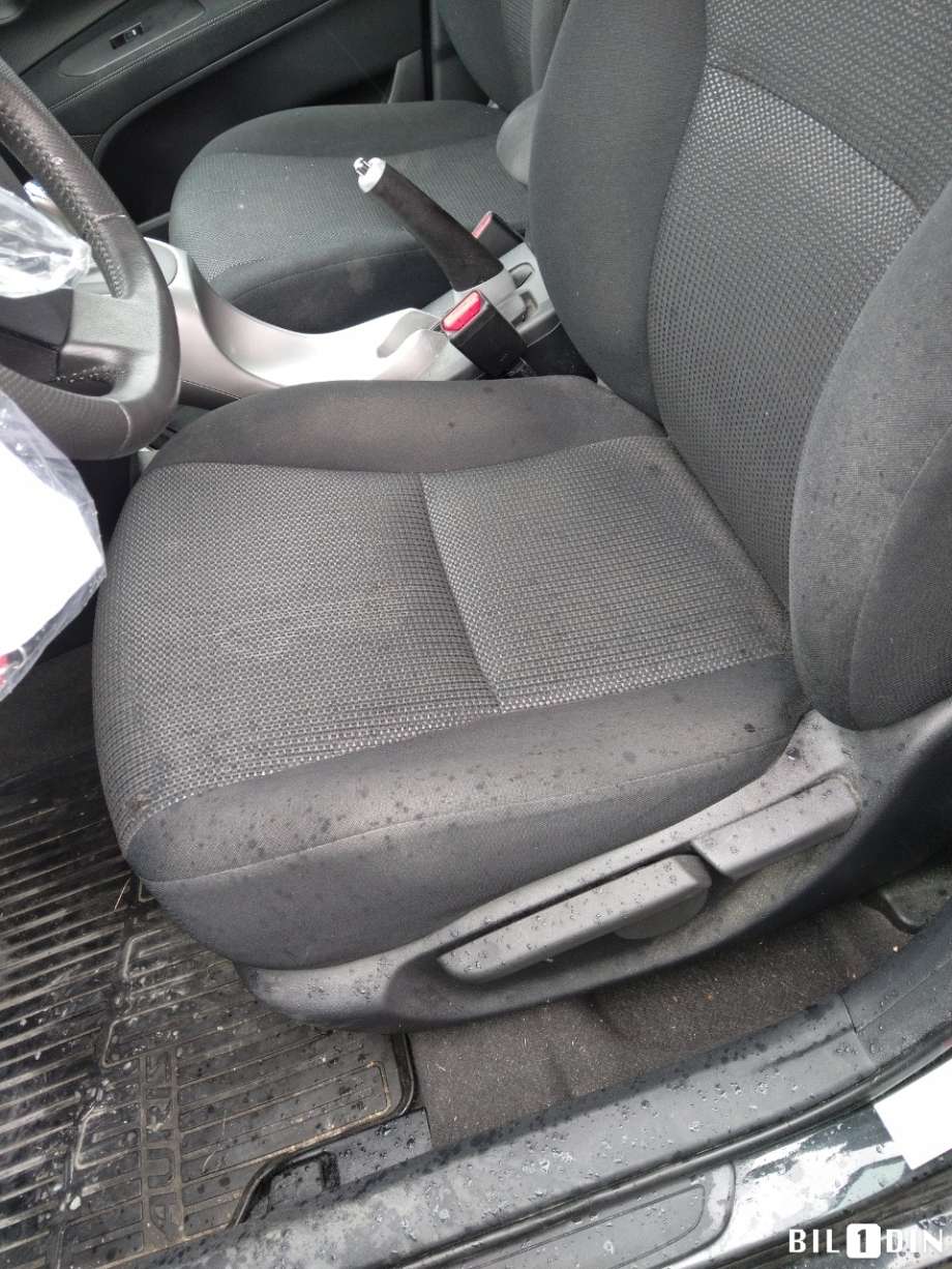 Toyota Auris 2010-2012 (Type I, Fase 2) , Motorkode: 2ZR-FXE, Girkassekode: 