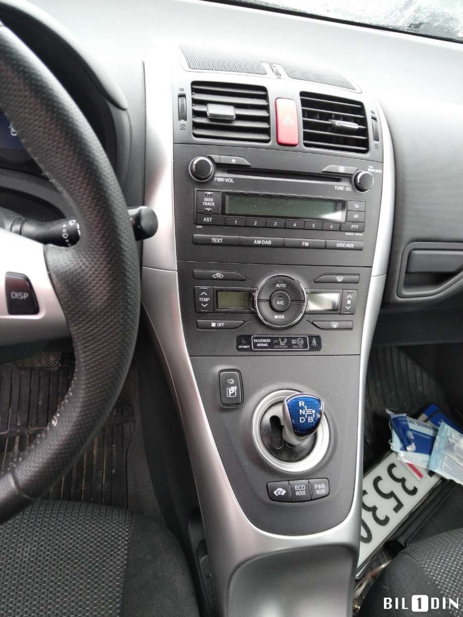 Toyota Auris 2010-2012 (Type I, Fase 2) , Motorkode: 2ZR-FXE, Girkassekode: 