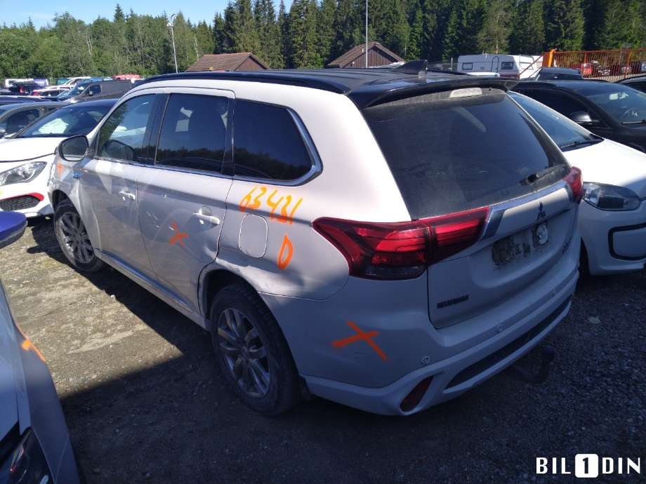 Mitsubishi Outlander 2015-->> (Type III, Fase 2) , Motorkode: 4B11, Girkassekode: 