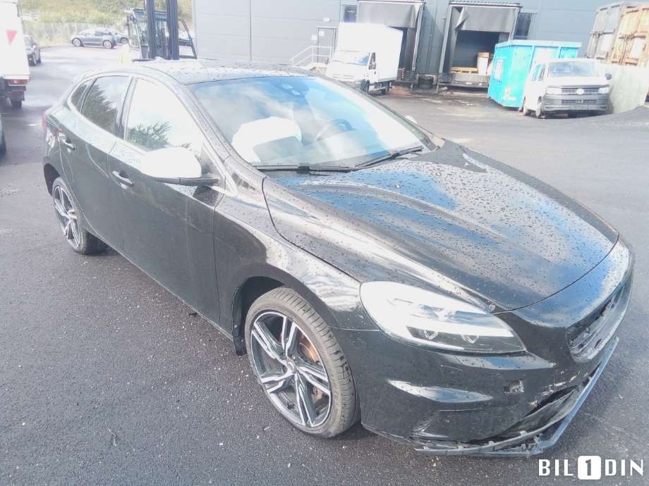 Volvo V40 2012-2019 , Motorkode: B4204T38, Girkassekode: 