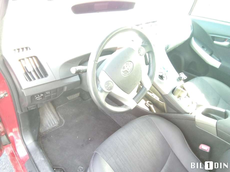 Toyota Prius +7 2012-2020 (Type III) (stasjonsvogn) (stasjonsvogn), Motorkode: 2ZR-FXE, Girkassekode: 