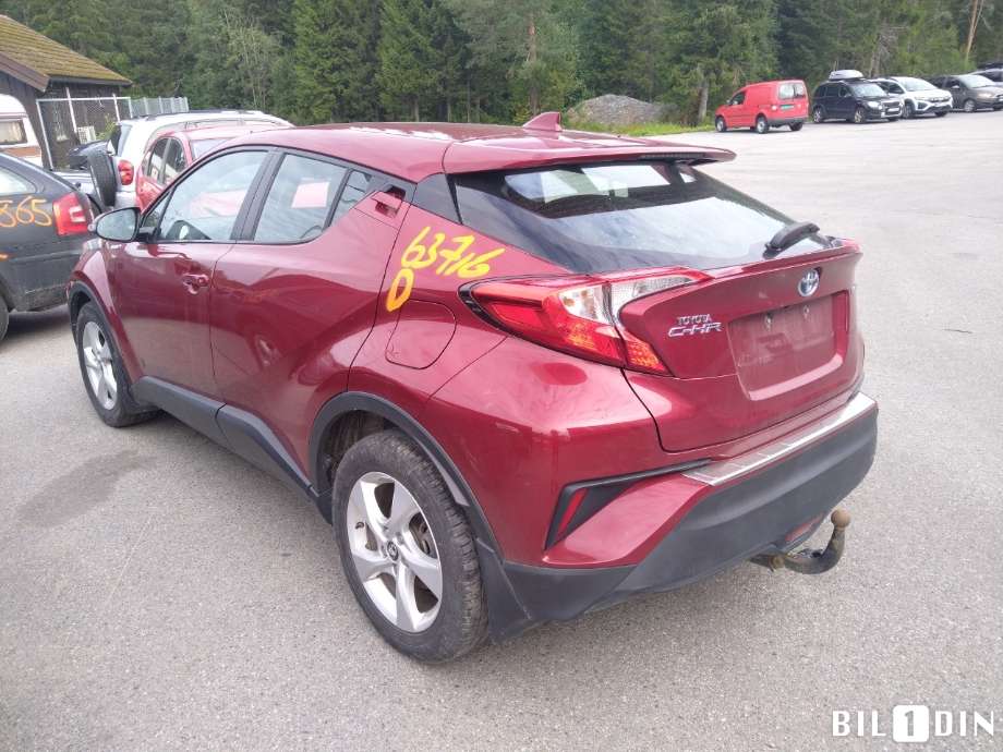 Toyota C-HR 2016-->> , Motorkode: 2ZR-FXE, Girkassekode: 