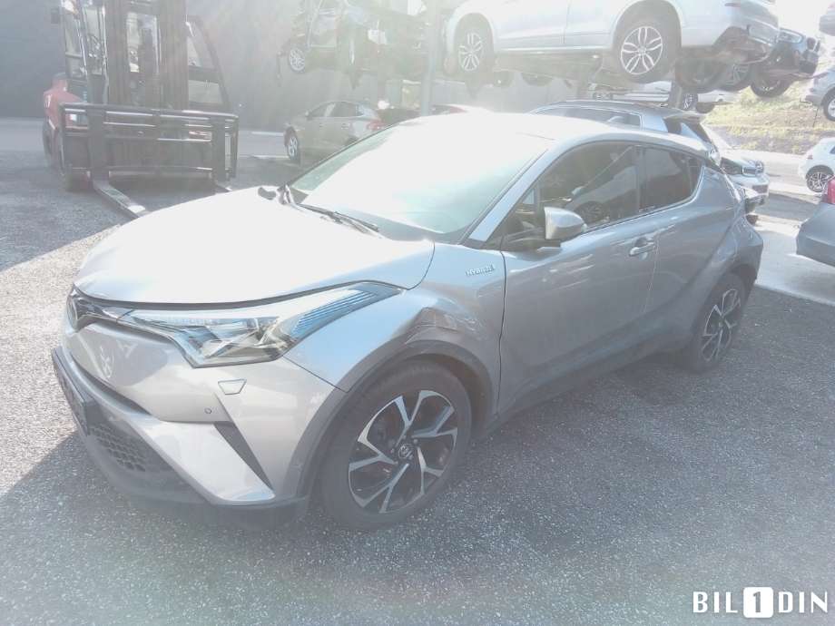 Toyota C-HR 2016-->> , Motorkode: 2ZR-FXE, Girkassekode: 