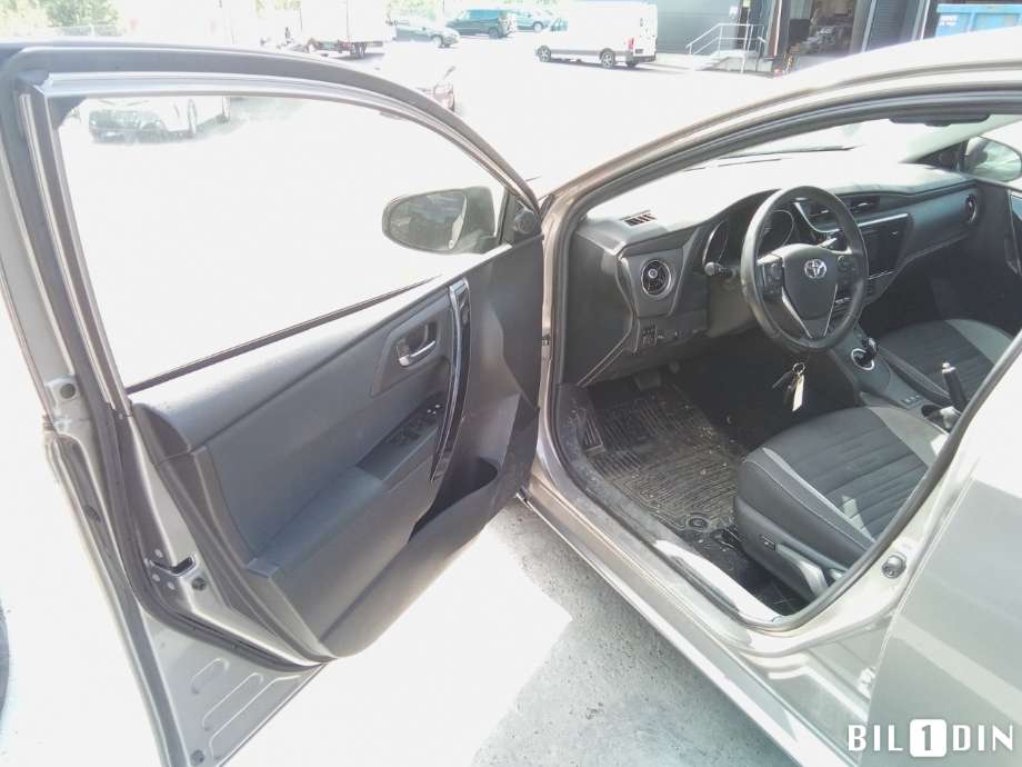 Toyota Auris 2015-2019 (Type II, Fase 2) , Motorkode: 2ZR-FXE, Girkassekode: 