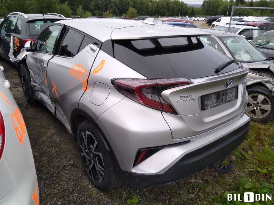 Toyota C-HR 2016-->> , Motorkode: 2ZR-FXE, Girkassekode: