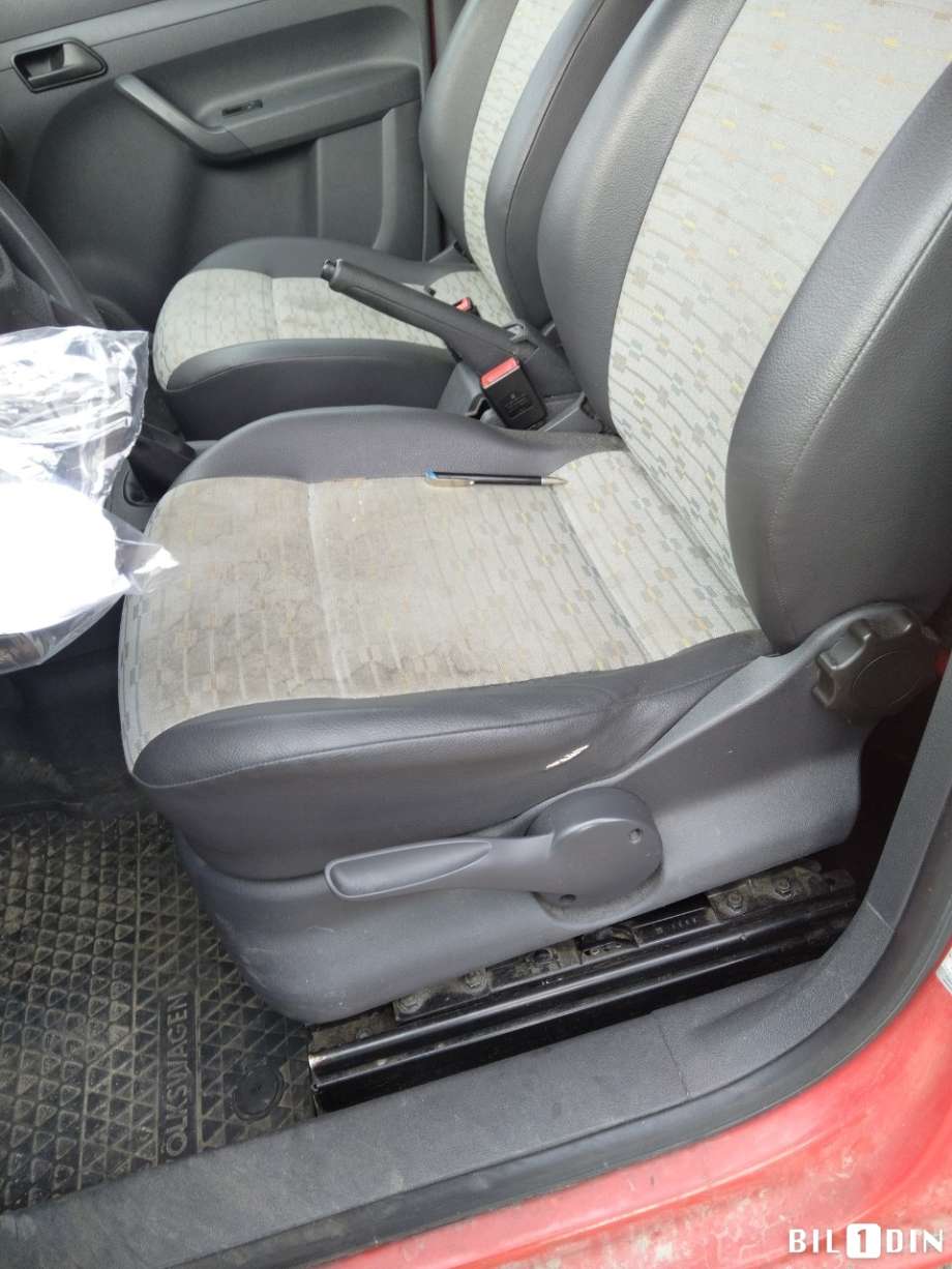 VW Caddy 2010-2015 (Type III, Fase 2) , Motorkode: CFHF, Girkassekode: 