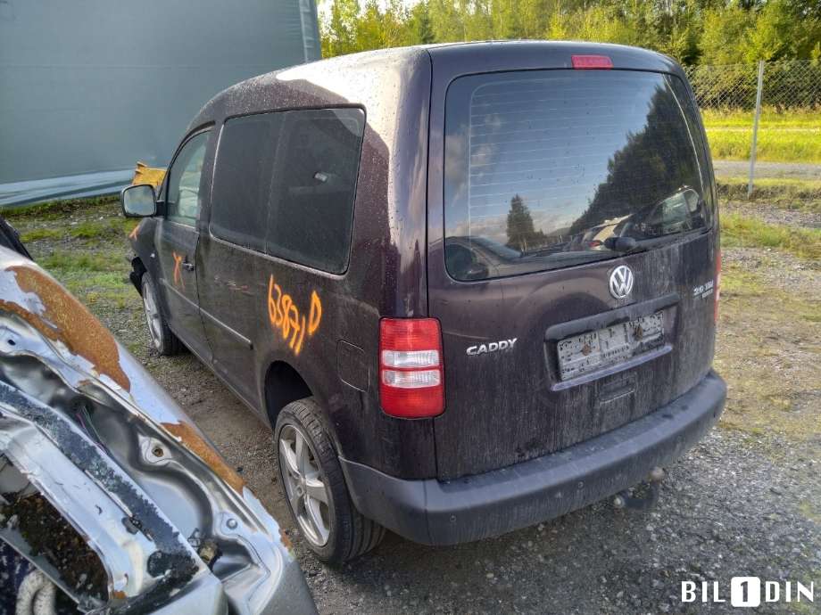 VW Caddy 2010-2015 (Type III, Fase 2) , Motorkode: CFHF, Girkassekode: 