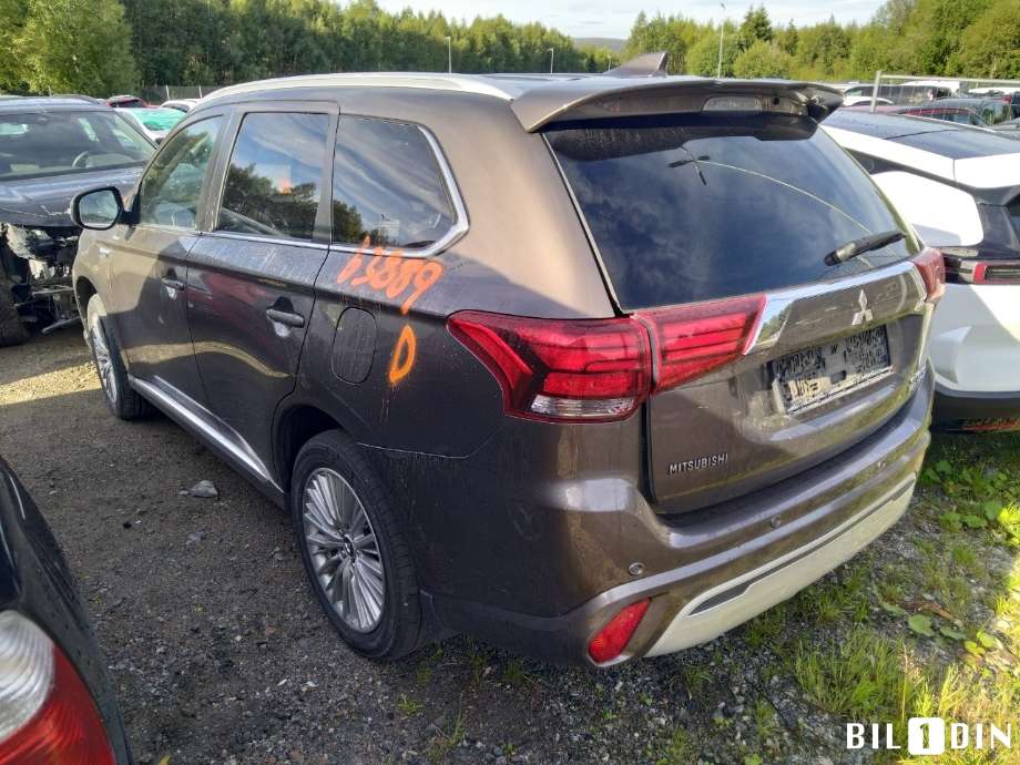 Mitsubishi Outlander 2015-->> (Type III, Fase 2) , Motorkode: 4B12, Girkassekode: 