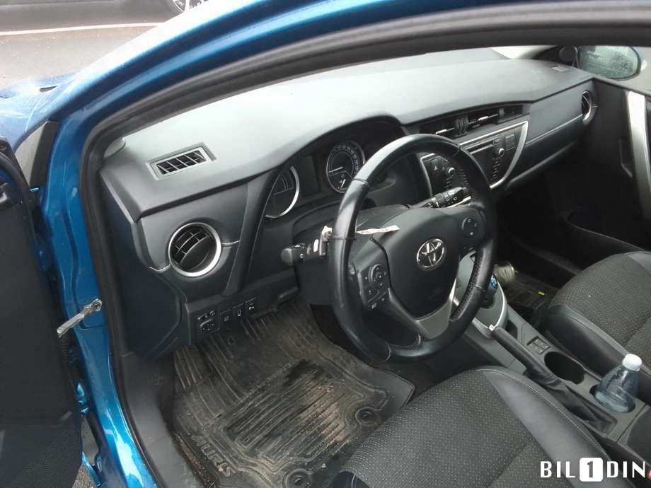 Toyota Auris 2013-2015 (Type II, Fase 1) , Motorkode: 2ZR-FXE, Girkassekode: 