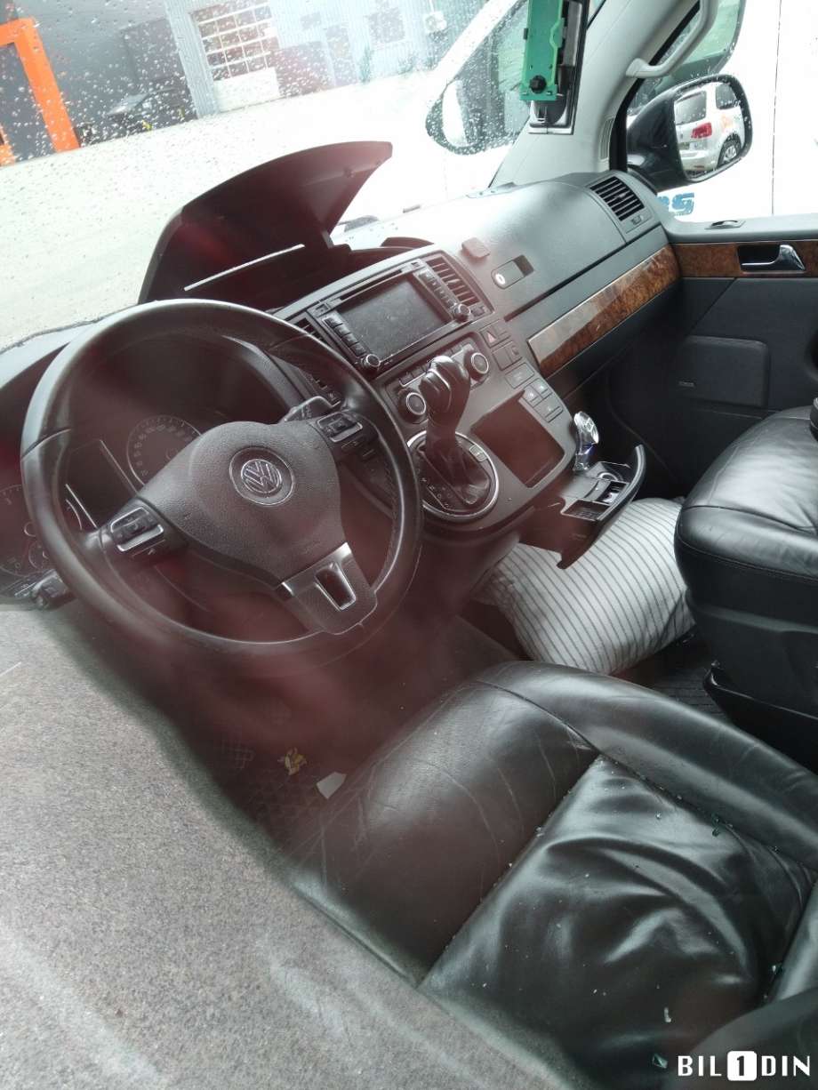 VW Transporter / Caravelle 2009-2015 (Fase 2) (T5) (T5), Motorkode: CFCA, Girkassekode: 
