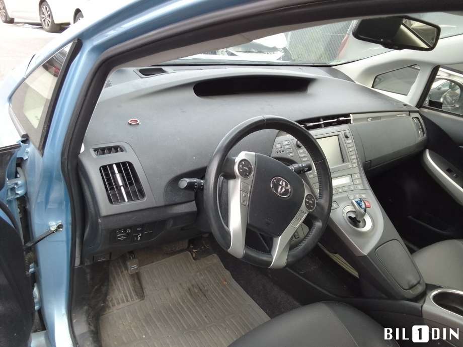 Toyota Prius +7 2012-2020 (Type III) (stasjonsvogn) (stasjonsvogn), Motorkode: 2ZR-FXE, Girkassekode: 