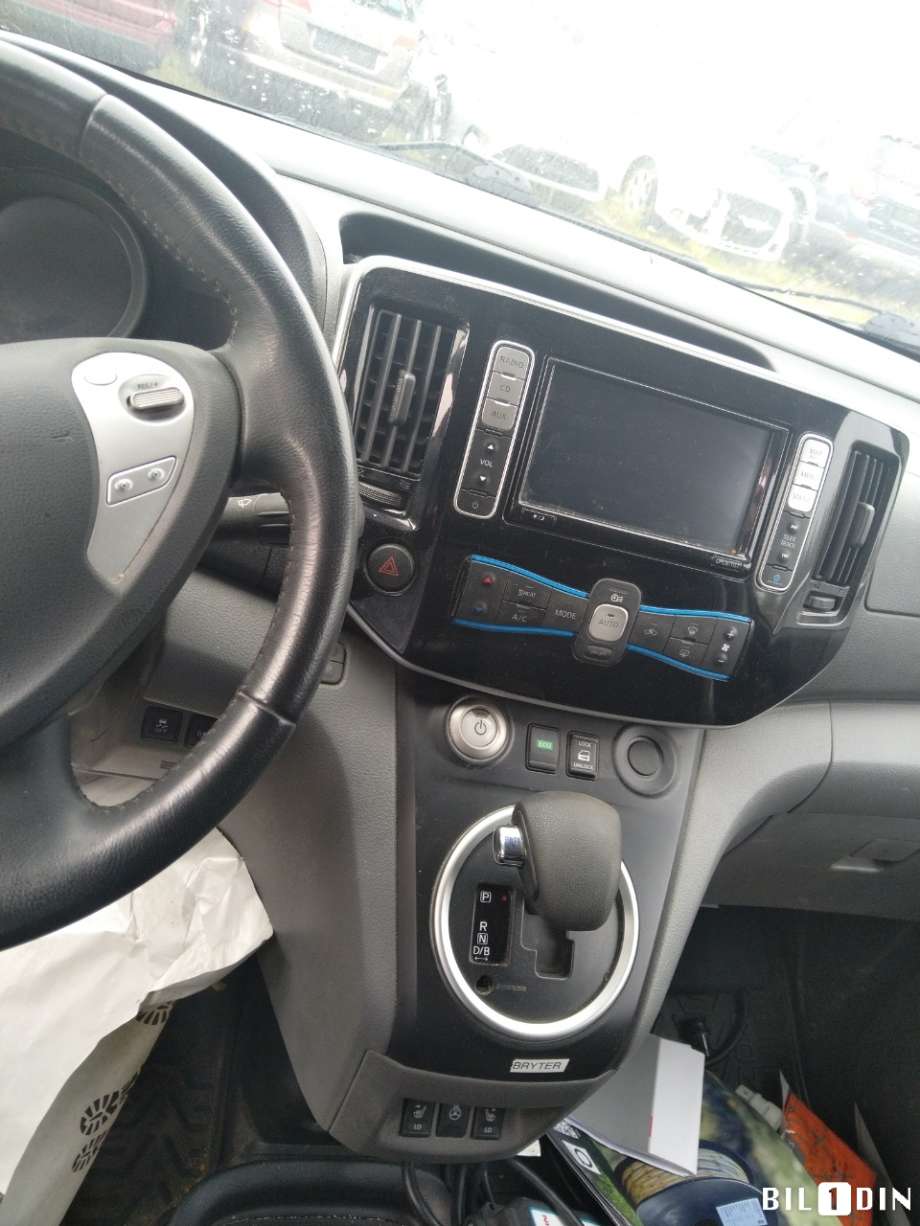 Nissan NV200 2010-2019 , Motorkode: EM57, Girkassekode: 