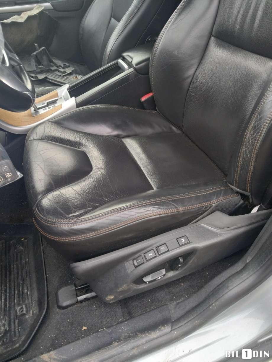 Volvo XC60 2008-2013 (Type I, Fase 1) , Motorkode: D5244T10, Girkassekode: 