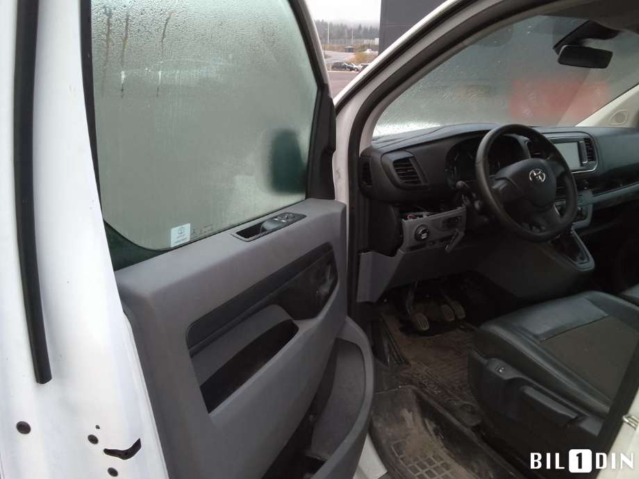 Toyota Proace 2016-->> (Type II) , Motorkode: , Girkassekode: 