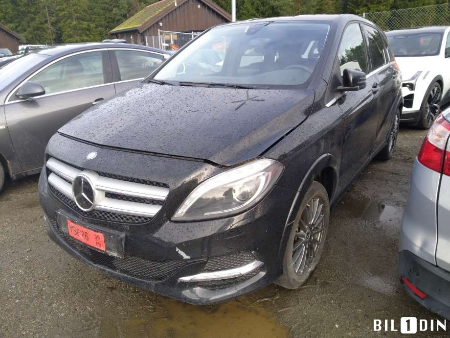 Mercedes B-Klasse 2011-2018 (W246) (W246), Motorkode: EM780.990, Girkassekode: 