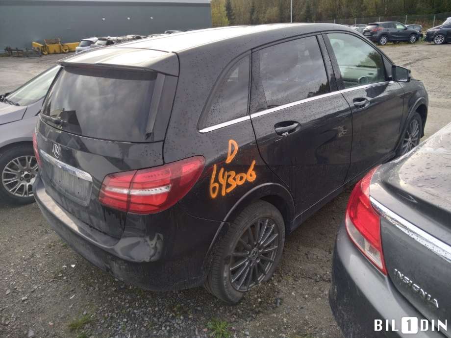 Mercedes B-Klasse 2011-2018 (W246) (W246), Motorkode: EM780.990, Girkassekode: 