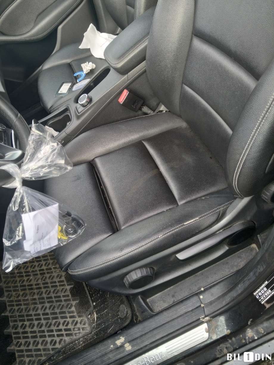 Mercedes B-Klasse 2011-2018 (W246) (W246), Motorkode: EM780.990, Girkassekode: 
