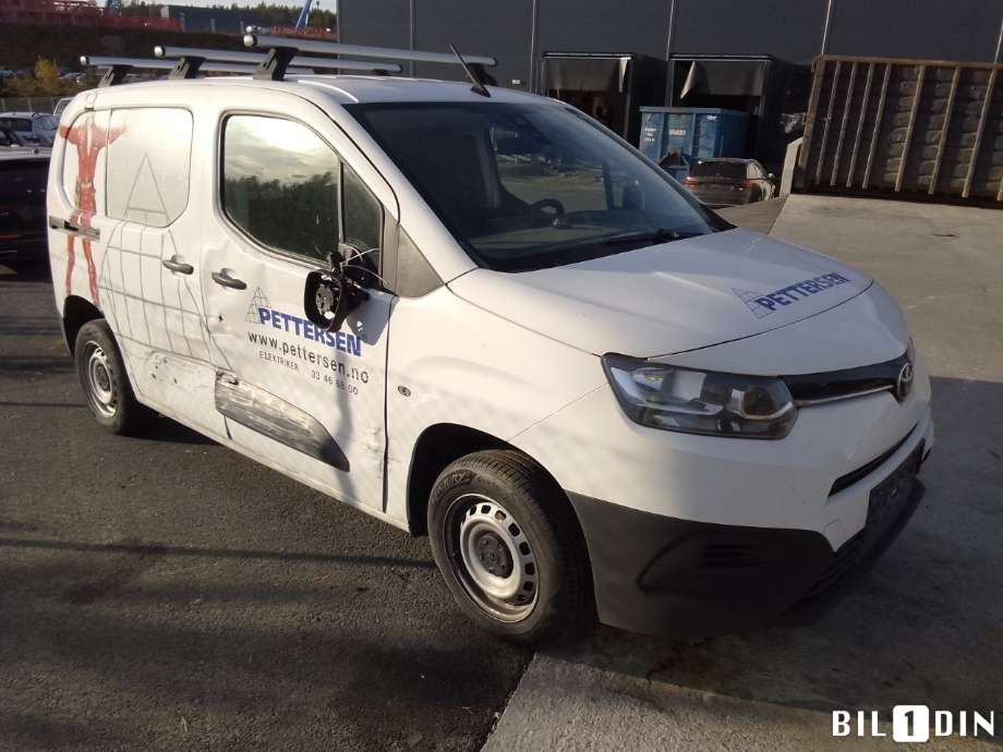 Toyota Proace 2016-->> (Type II) , Motorkode: DV5RE, Girkassekode: 