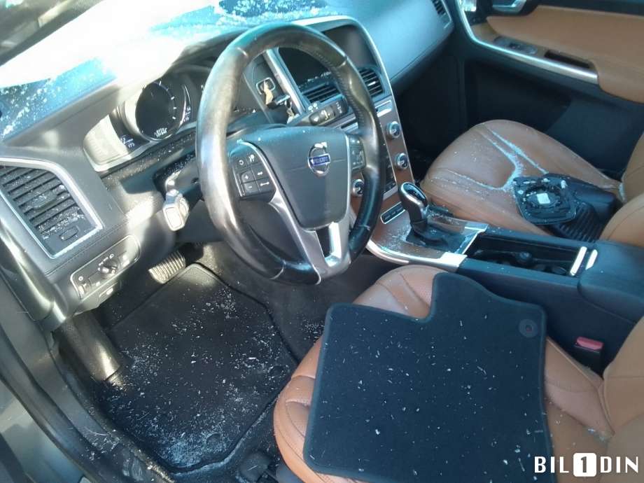 Volvo XC60 2014-2017 (Type I, Fase 2) , Motorkode: D5244T21, Girkassekode: 