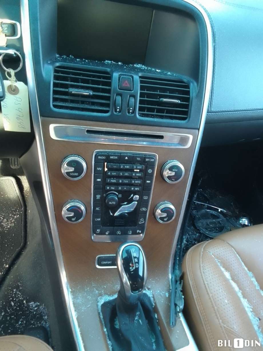 Volvo XC60 2014-2017 (Type I, Fase 2) , Motorkode: D5244T21, Girkassekode: 