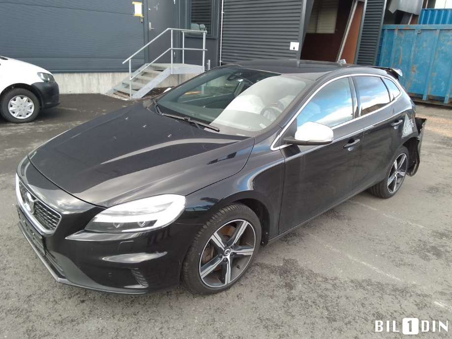 Volvo V40 2012-2019 , Motorkode: B4154T2, Girkassekode: 