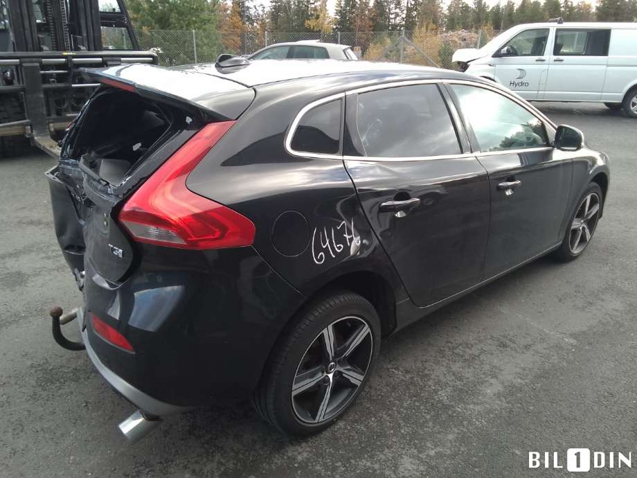 Volvo V40 2012-2019 , Motorkode: B4154T2, Girkassekode: 