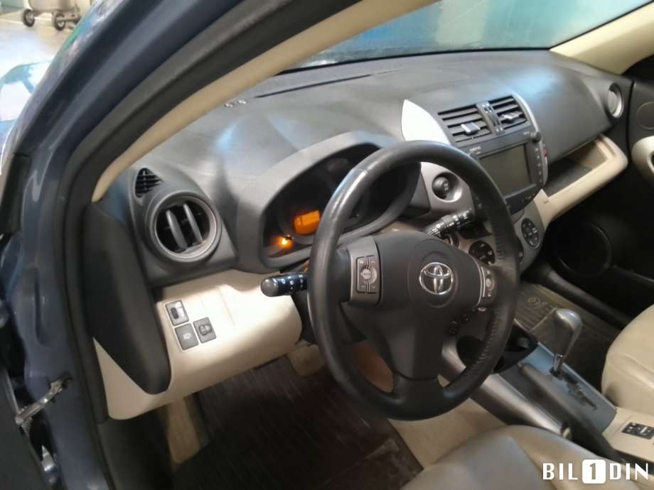Toyota RAV4 2006-2009 (Type III, Fase 1) , Motorkode: 1AZ-FE, Girkassekode: 