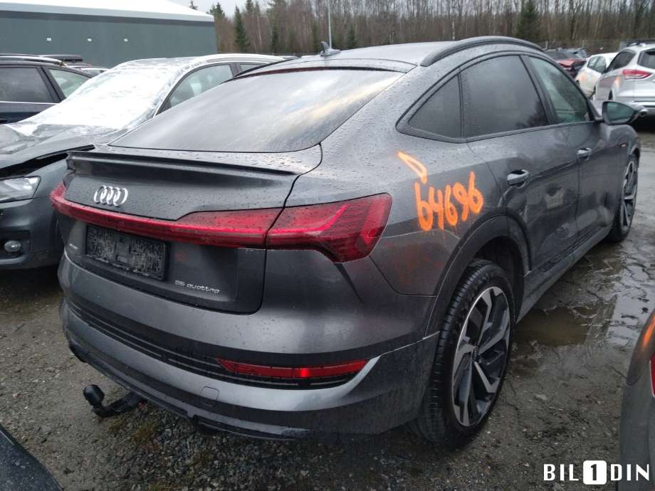 Audi e-tron 2018-->> , Motorkode: BM1J, Girkassekode:
