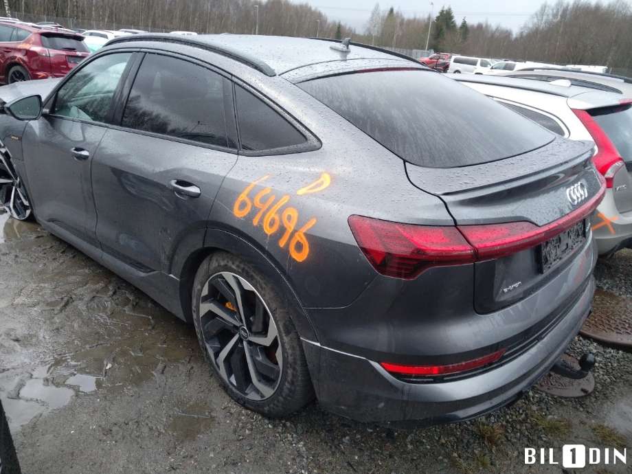 Audi e-tron 2018-->> , Motorkode: BM1J, Girkassekode: