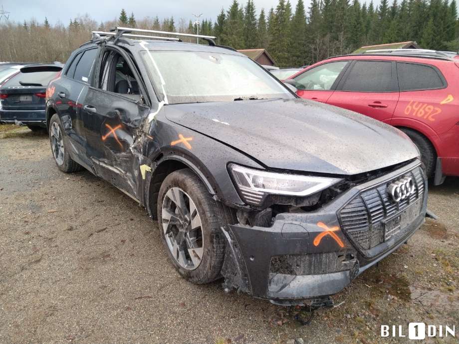 Audi e-tron 2018-->> , Motorkode: BM1J, Girkassekode: 