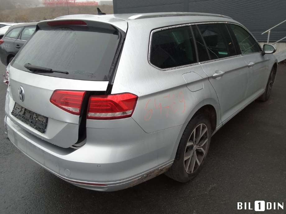 VW Passat 2015-2019 (Fase 1) (B8) (B8), Motorkode: DFGA, Girkassekode: 