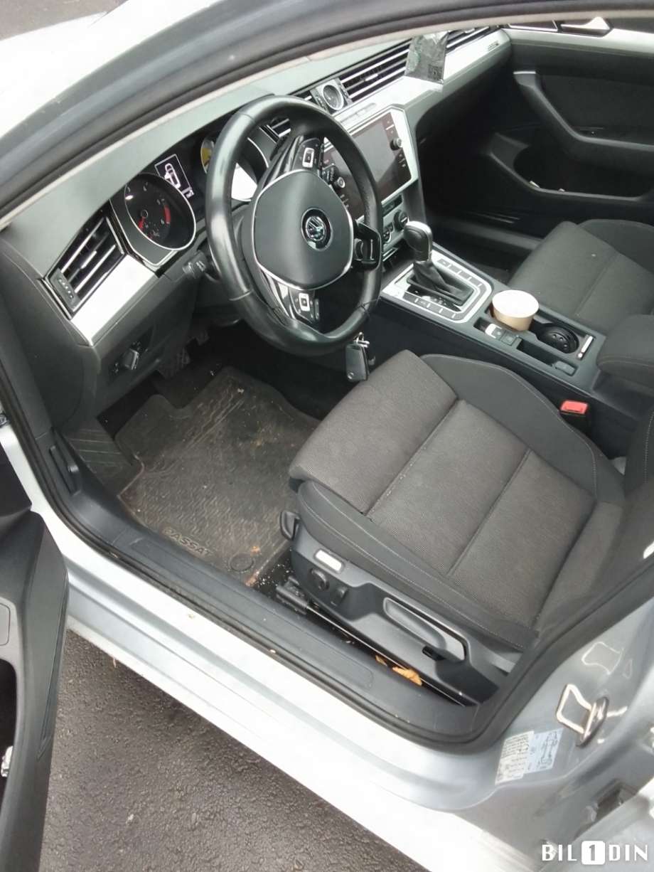 VW Passat 2015-2019 (Fase 1) (B8) (B8), Motorkode: DFGA, Girkassekode: 
