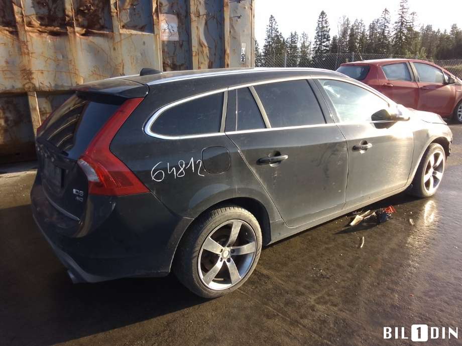 Volvo V60/V60 CC 2013-2018 (Type I, Fase 2) , Motorkode: D87PHEV, Girkassekode: 