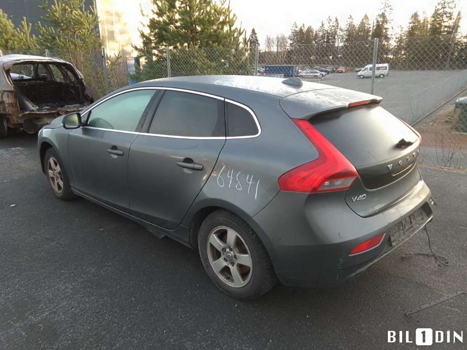 Volvo V40 2012-2019 , Motorkode: D4162T, Girkassekode: 
