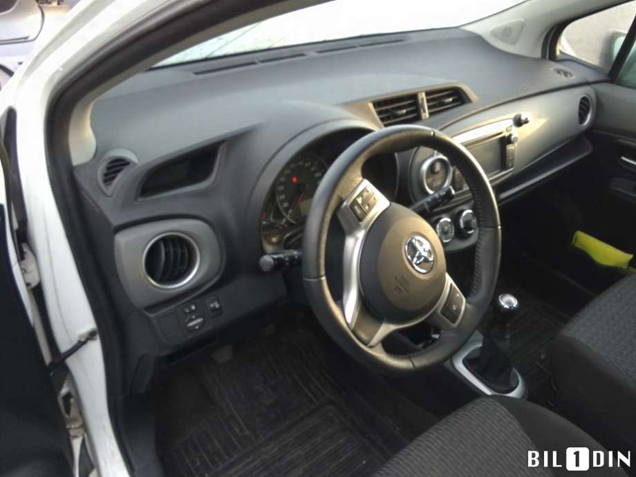 Toyota Yaris 2012-2014 (Type III, Fase 1) , Motorkode: 1KR-FE, Girkassekode: 